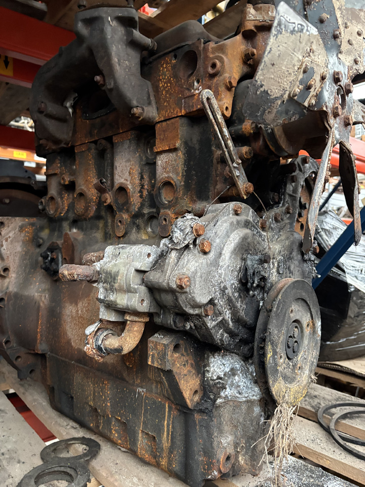 Perkins LF31227 Silnik Blok Tryb Koło Pasowe Pokrywa Kolektor Koło Zamachowe CZĘŚCI - Volante de inercia para Maquinaria agrícola: foto 4 Perkins LF31227 Silnik Blok Tryb Koło Pasowe Pokrywa Kolektor Koło Zamachowe CZĘŚCI - Volante de inercia para Maquinaria agrícola: foto 4