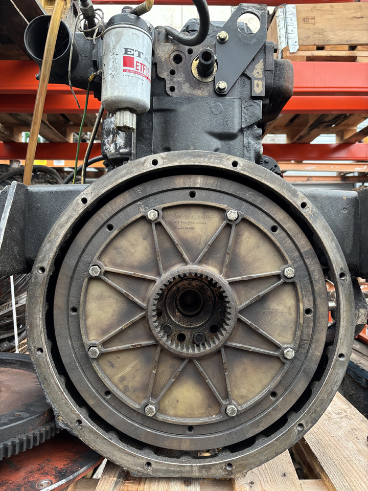 Perkins RE38152 Silnik RE 1104C-44 CZĘŚCI - Motor para Maquinaria de construcción: foto 5 Perkins RE38152 Silnik RE 1104C-44 CZĘŚCI - Motor para Maquinaria de construcción: foto 5