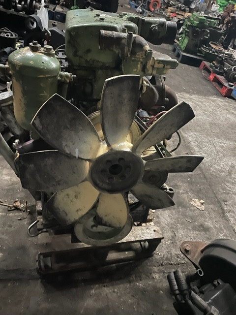 Silnik Mercedes om 314 , om314 , om314.1 - Motor para Maquinaria agrícola: foto 4 Silnik Mercedes om 314 , om314 , om314.1 - Motor para Maquinaria agrícola: foto 4