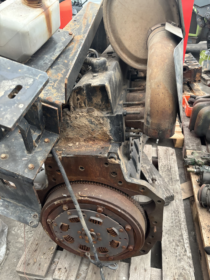 Sisu Diesel 74 234 ETA 181 5SIDL07.4G4A Silnik Słupek Blok Kolektor Koło Zamachowe Pokrywa CZĘŚCI - Volante de inercia para Maquinaria agrícola: foto 5 Sisu Diesel 74 234 ETA 181 5SIDL07.4G4A Silnik Słupek Blok Kolektor Koło Zamachowe Pokrywa CZĘŚCI - Volante de inercia para Maquinaria agrícola: foto 5