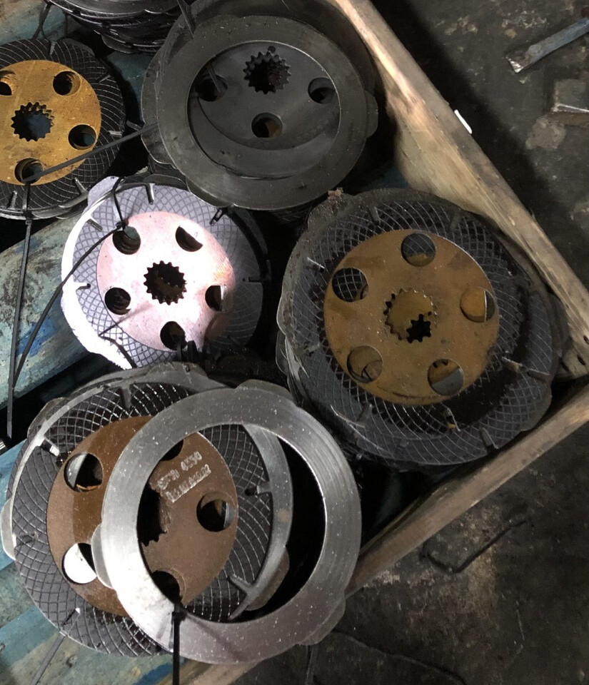 Spicer-tarczki hamulcowe przekładki/Most Spicer/Claas/Manitou/New Holland/Dieci/John Deere - Discos de freno para Maquinaria agrícola: foto 2 Spicer-tarczki hamulcowe przekładki/Most Spicer/Claas/Manitou/New Holland/Dieci/John Deere - Discos de freno para Maquinaria agrícola: foto 2