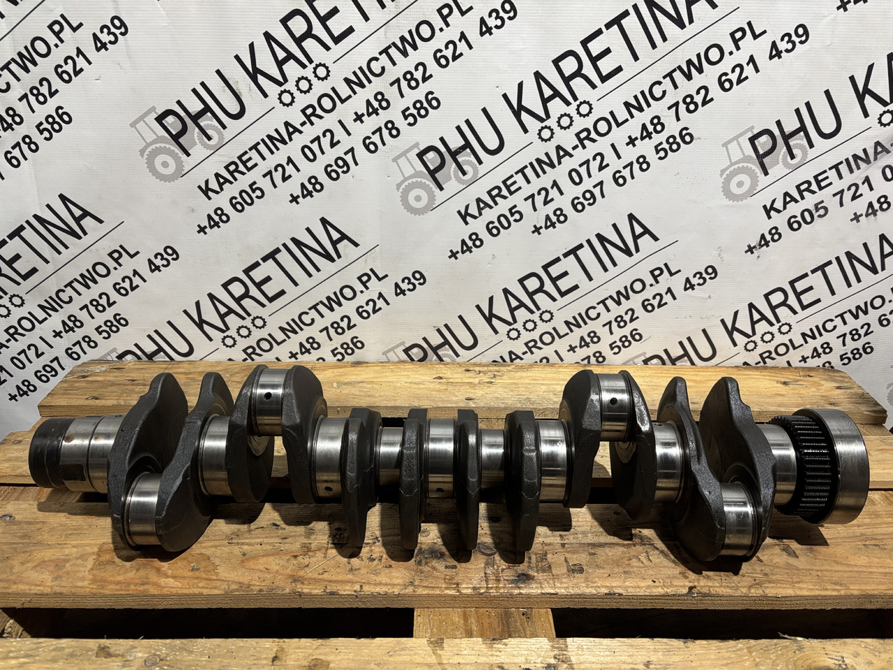 VOLVO Deutz Fahr D6E LAE3 04283933 C38 Wał Korbowy - Cigüeñal para Maquinaria agrícola: foto 1 VOLVO Deutz Fahr D6E LAE3 04283933 C38 Wał Korbowy - Cigüeñal para Maquinaria agrícola: foto 1