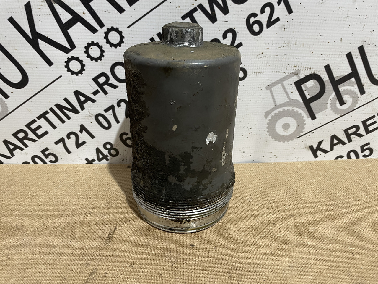 Valtra S354 Massey 8480 - skrzynia biegów - obudowa filtra F916100600030 - Caja de cambios para Maquinaria agrícola: foto 1 Valtra S354 Massey 8480 - skrzynia biegów - obudowa filtra F916100600030 - Caja de cambios para Maquinaria agrícola: foto 1