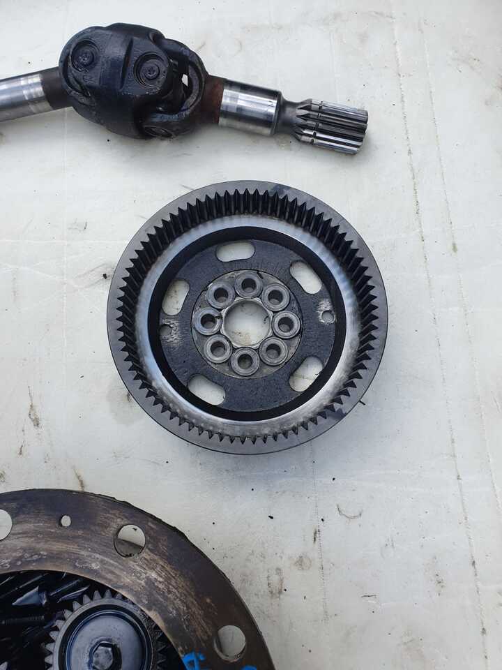 Mangueta para Maquinaria agrícola Valtra T130  - Zwolnica - Zwrotnica - Półoś - Skrzynia - Silnik - Siłowniki - Tylny WOM: foto 11