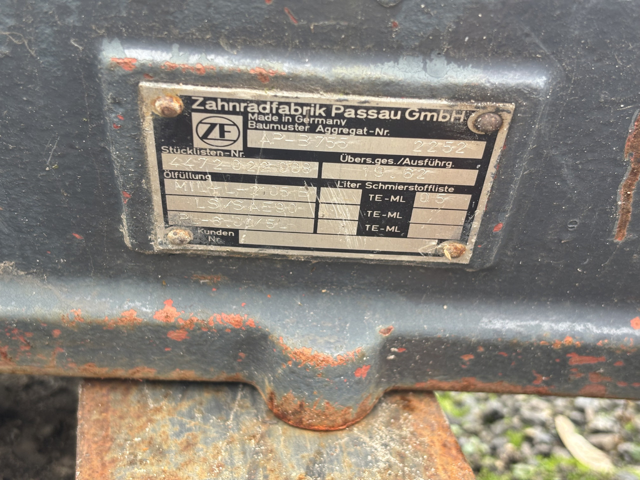 ZF AP-B755 2HL-100 Most Tylni Oś Tylnia Skrzynia Biegów Zwolnica Zwrotnica Pochwa CZĘŚCI - Mando final para Maquinaria agrícola: foto 4 ZF AP-B755 2HL-100 Most Tylni Oś Tylnia Skrzynia Biegów Zwolnica Zwrotnica Pochwa CZĘŚCI - Mando final para Maquinaria agrícola: foto 4