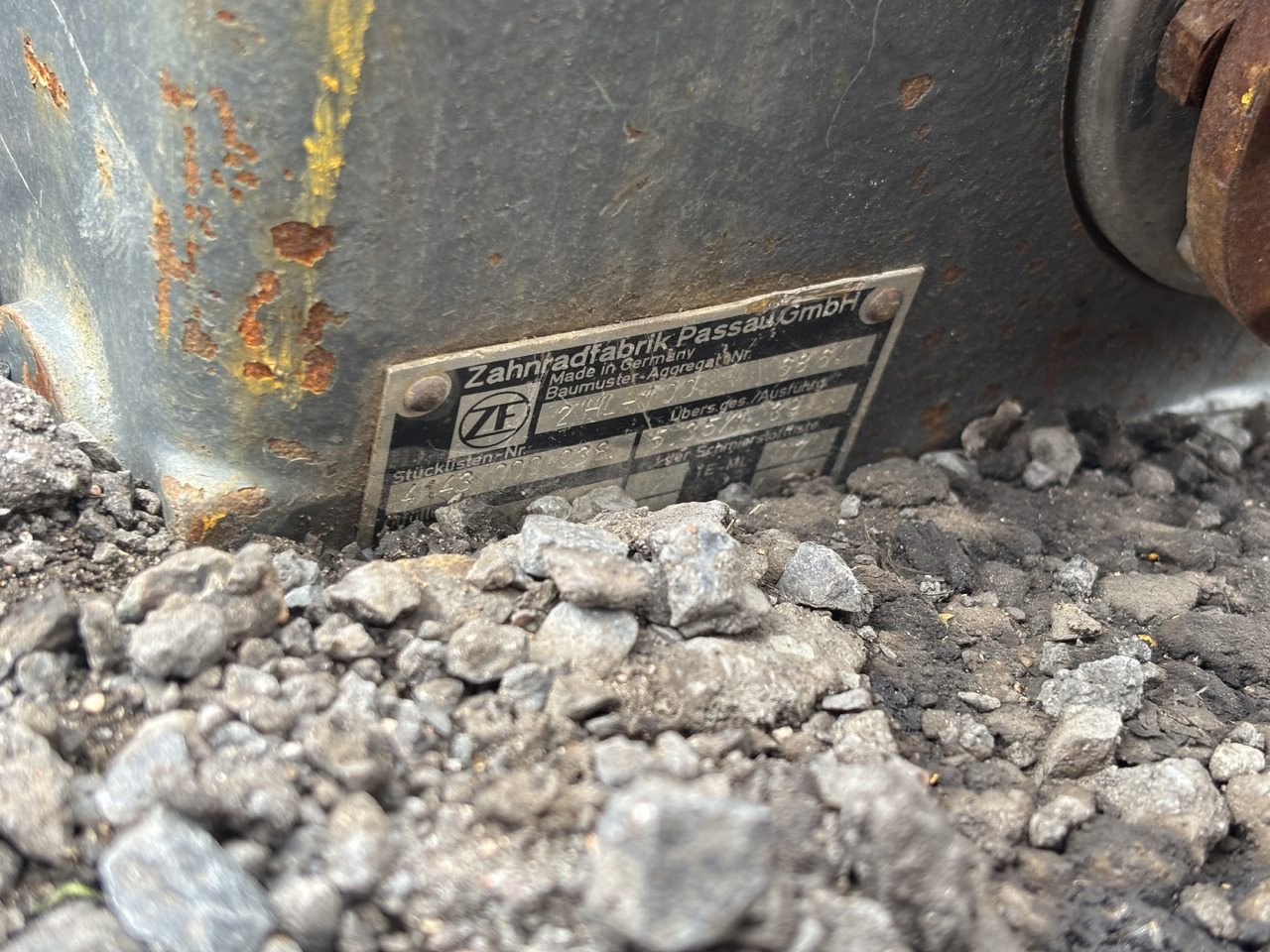 ZF AP-B755 2HL-100 Most Tylni Oś Tylnia Skrzynia Biegów Zwolnica Zwrotnica Pochwa CZĘŚCI - Mando final para Maquinaria agrícola: foto 1 ZF AP-B755 2HL-100 Most Tylni Oś Tylnia Skrzynia Biegów Zwolnica Zwrotnica Pochwa CZĘŚCI - Mando final para Maquinaria agrícola: foto 1