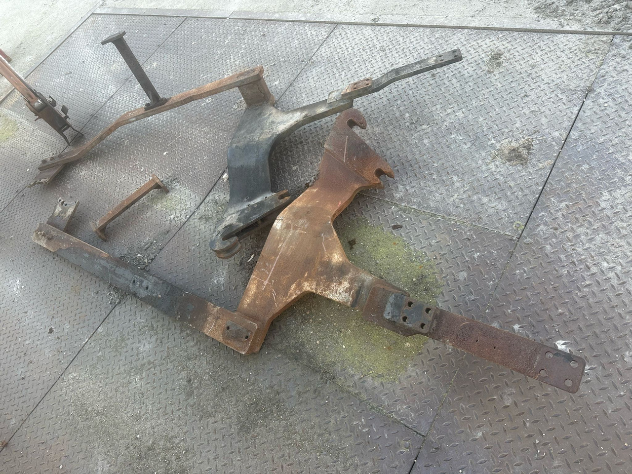 Zetor TL - TUR ładowacz czołowy + mocowania - Cargador frontal para tractor: foto 4 Zetor TL - TUR ładowacz czołowy + mocowania - Cargador frontal para tractor: foto 4