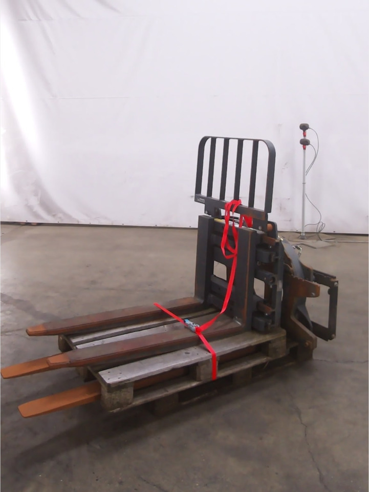 Attachment package 2 pieces - Implemento para Equipo de manutención: foto 1 Attachment package 2 pieces - Implemento para Equipo de manutención: foto 1
