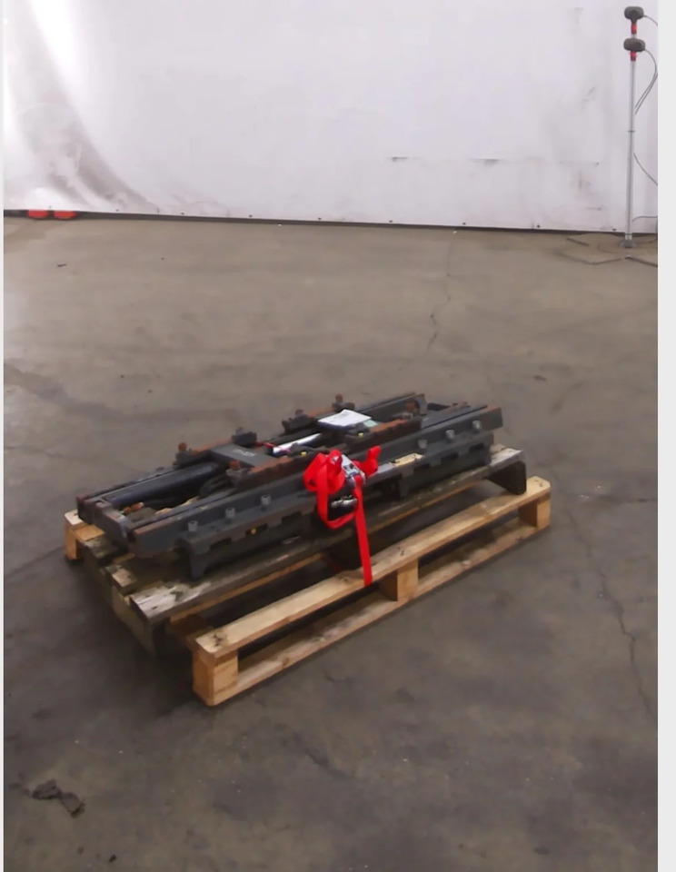 Kaup Fork positioner - Implemento para Equipo de manutención: foto 1 Kaup Fork positioner - Implemento para Equipo de manutención: foto 1