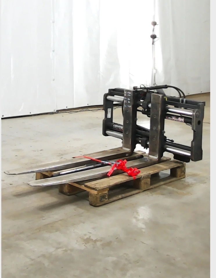 Meyer 6-2606G-Z - Implemento para Equipo de manutención: foto 1 Meyer 6-2606G-Z - Implemento para Equipo de manutención: foto 1