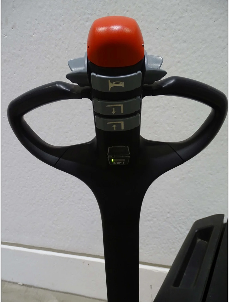 STILL ECU14FL - Transpaleta: foto 4 STILL ECU14FL - Transpaleta: foto 4