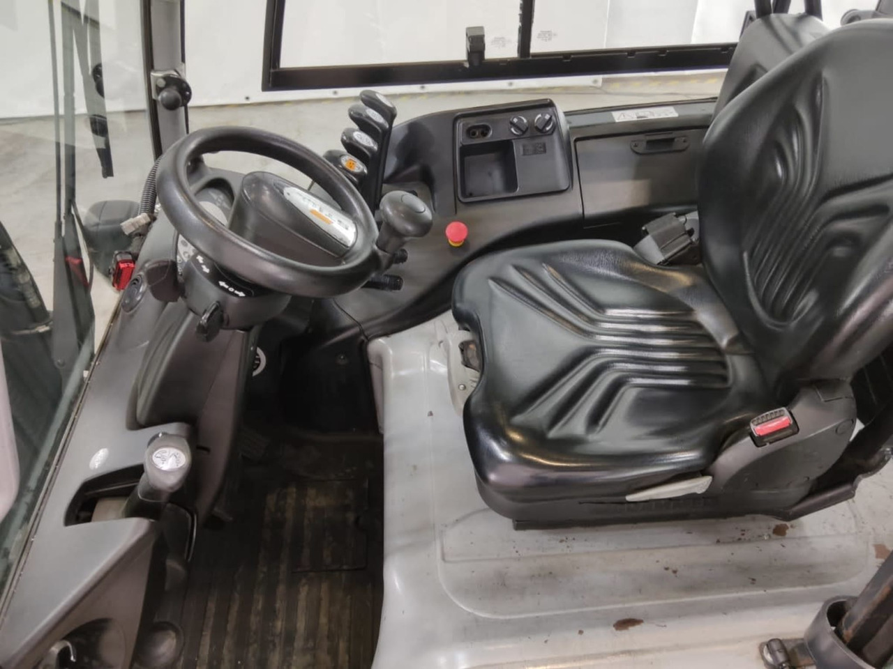 STILL RX60-25 - Carretilla elevadora eléctrica: foto 4 STILL RX60-25 - Carretilla elevadora eléctrica: foto 4