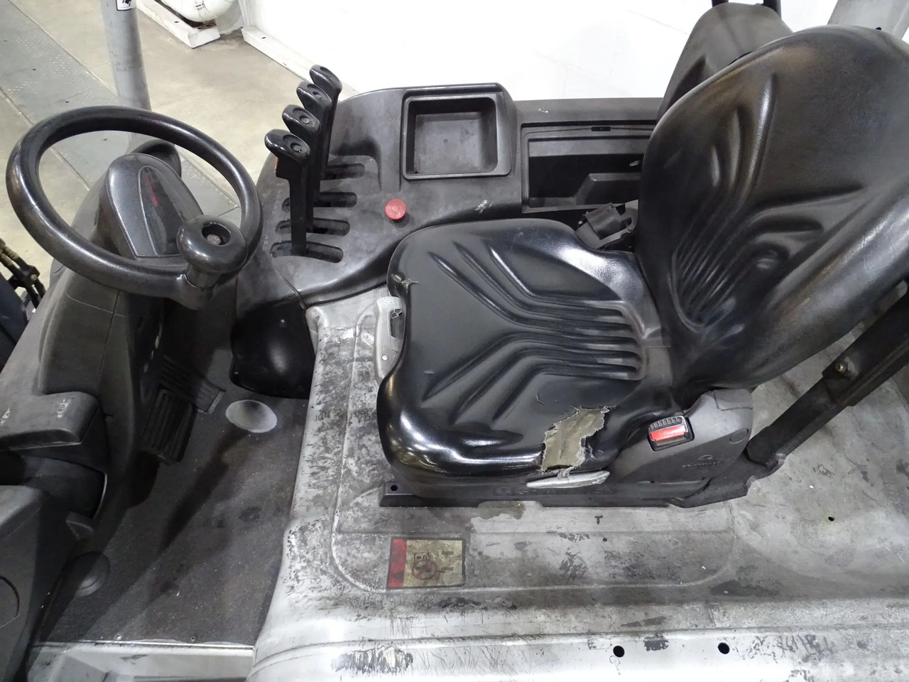 STILL RX60-30L/600 - Carretilla elevadora eléctrica: foto 3 STILL RX60-30L/600 - Carretilla elevadora eléctrica: foto 3