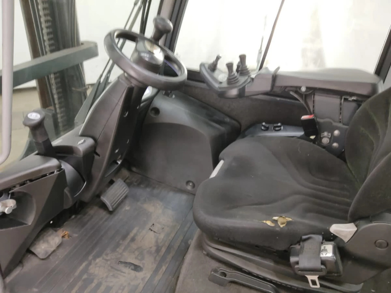 STILL RX70-50/600 - Carretilla elevadora diésel: foto 3 STILL RX70-50/600 - Carretilla elevadora diésel: foto 3