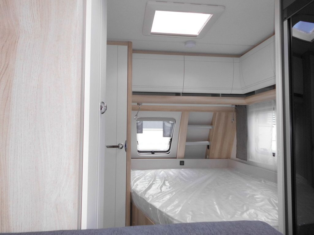 Arrendamiento de  Hobby De Luxe 540 KMFe 2026 GARAGE AUTARK 1800kg. Hobby De Luxe 540 KMFe 2026 GARAGE AUTARK 1800kg.: foto 10