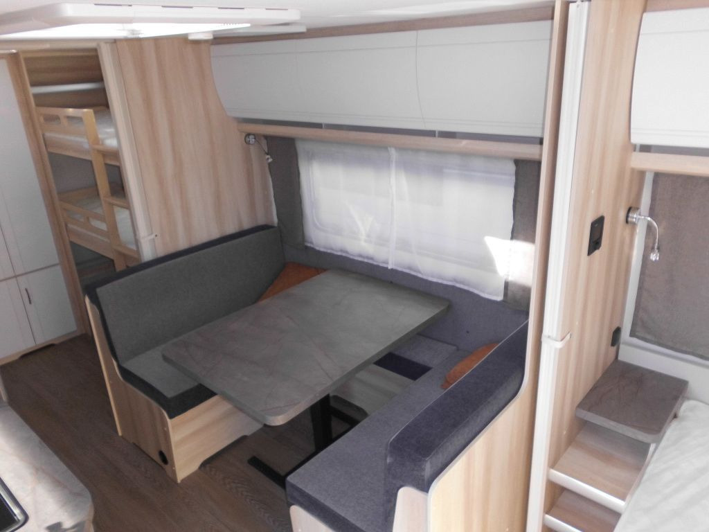 Hobby De Luxe 545 KMF 2026 3er Autark Backofen uvm.+ - Caravana: foto 5 Hobby De Luxe 545 KMF 2026 3er Autark Backofen uvm.+ - Caravana: foto 5