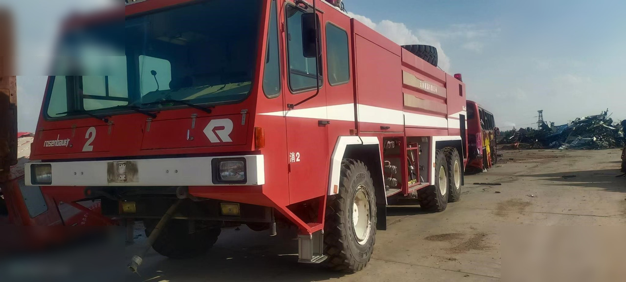 1995 ROSENBAUER FOX - Camión de bomberos: foto 1 1995 ROSENBAUER FOX - Camión de bomberos: foto 1