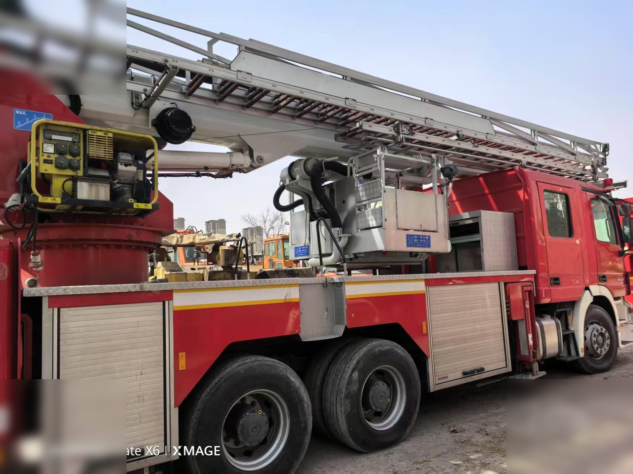 2018 MERCEDES-BENZ ACTROS 2636 - Camión de bomberos: foto 1 2018 MERCEDES-BENZ ACTROS 2636 - Camión de bomberos: foto 1