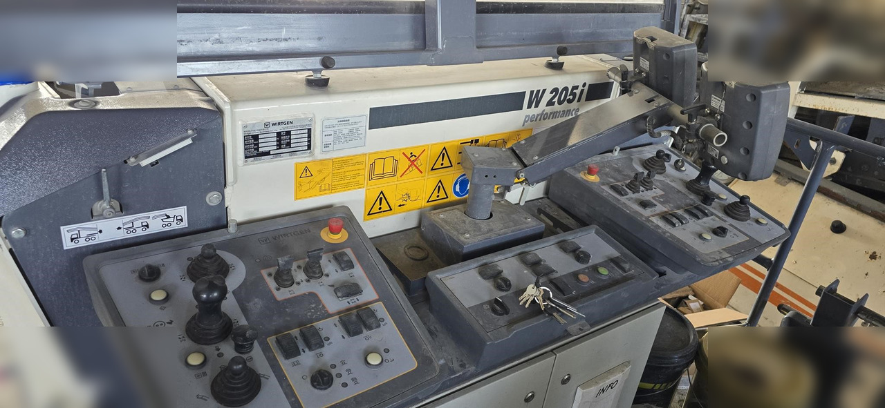 2024 WIRTGEN W205I - Fresadora en frío: foto 4 2024 WIRTGEN W205I - Fresadora en frío: foto 4