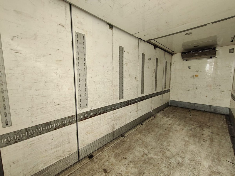 BussBygg COOLER BOX FOR VOLVO TRUCK CARRIER SUPRA 850 NORDIC 6700HOURS!!! - Carrocería-frigorifico: foto 3 BussBygg COOLER BOX FOR VOLVO TRUCK CARRIER SUPRA 850 NORDIC 6700HOURS!!! - Carrocería-frigorifico: foto 3