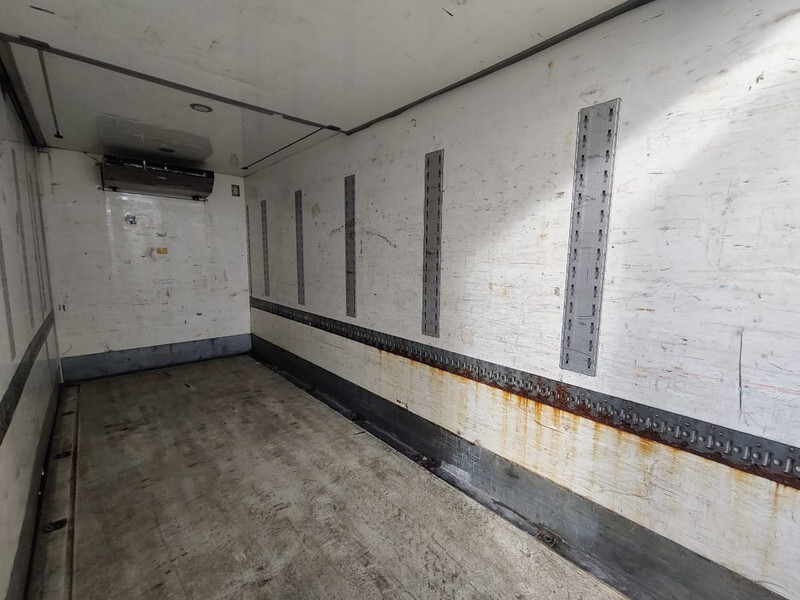 BussBygg COOLER BOX FOR VOLVO TRUCK CARRIER SUPRA 850 NORDIC 6700HOURS!!! - Carrocería-frigorifico: foto 5 BussBygg COOLER BOX FOR VOLVO TRUCK CARRIER SUPRA 850 NORDIC 6700HOURS!!! - Carrocería-frigorifico: foto 5