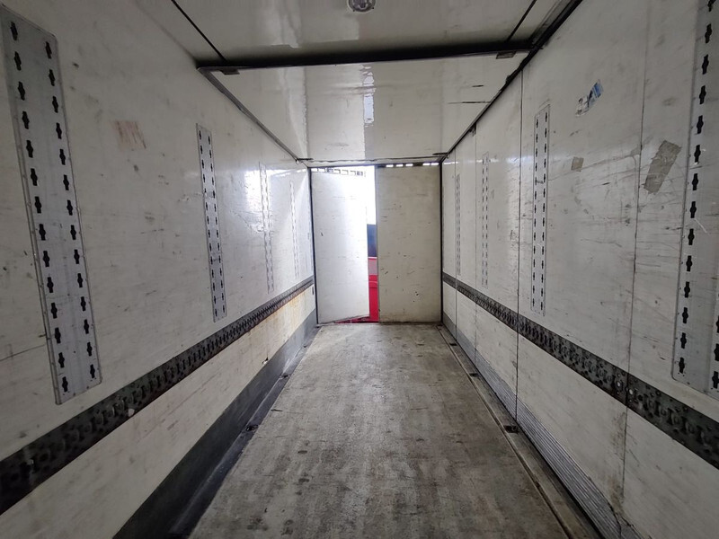 BussBygg COOLER BOX FOR VOLVO TRUCK CARRIER SUPRA 850 NORDIC 6700HOURS!!! - Carrocería-frigorifico: foto 4 BussBygg COOLER BOX FOR VOLVO TRUCK CARRIER SUPRA 850 NORDIC 6700HOURS!!! - Carrocería-frigorifico: foto 4
