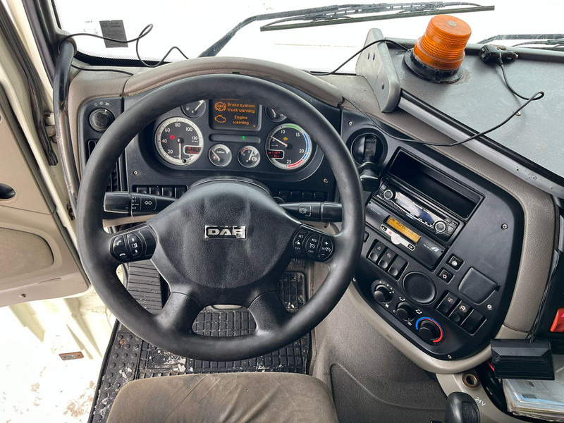 Cabeza tractora DAF XF 105.410 4x2 NOT ROADWORTHY ! / HYDRAULICS: foto 14