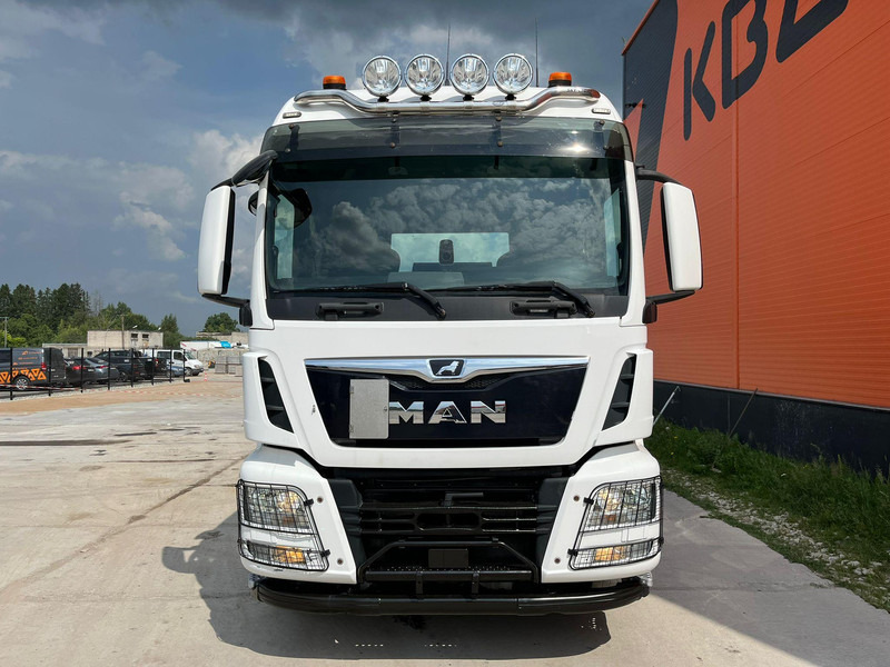 MAN TGS 33.500 6x6 HYDRAULICS - Cabeza tractora: foto 3 MAN TGS 33.500 6x6 HYDRAULICS - Cabeza tractora: foto 3