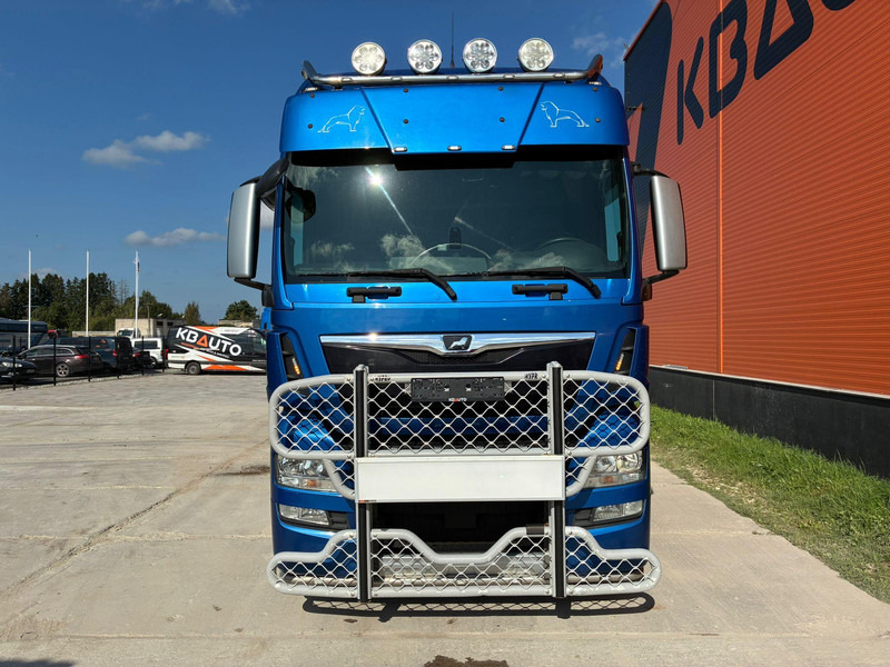 MAN TGX 28.580 6x2 XXL CAB / INTARDER / DOUBLE BOGIE - Cabeza tractora: foto 3 MAN TGX 28.580 6x2 XXL CAB / INTARDER / DOUBLE BOGIE - Cabeza tractora: foto 3