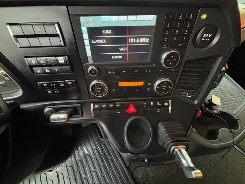 Cabeza tractora Mercedes-Benz Actros 2663 6x4 GIGASPACE / RETARDER / PTO: foto 18