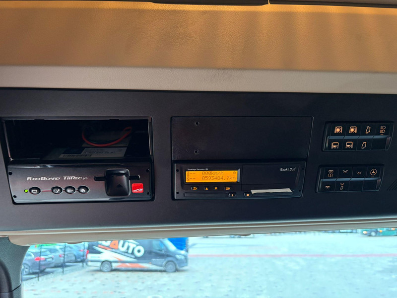 Cabeza tractora Mercedes-Benz Actros 2663 6x4 GIGASPACE / RETARDER / PTO: foto 19