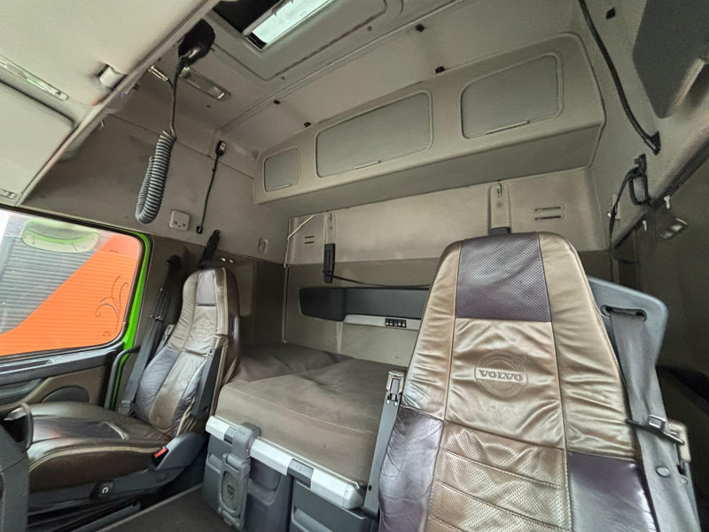 Cabeza tractora Volvo FH 16 600 6x2 GLOBE XXL ! / HYDRAULICS / RETARDER / DOUBLE BOGIE: foto 17 Cabeza tractora Volvo FH 16 600 6x2 GLOBE XXL ! / HYDRAULICS / RETARDER / DOUBLE BOGIE: foto 17