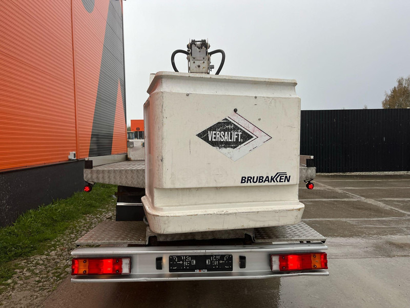 Arrendamiento de Mercedes-Benz Atego 918 4x4 VERSALIFT VST-237-NF / 13,5 m Mercedes-Benz Atego 918 4x4 VERSALIFT VST-237-NF / 13,5 m: foto 7 Arrendamiento de Mercedes-Benz Atego 918 4x4 VERSALIFT VST-237-NF / 13,5 m Mercedes-Benz Atego 918 4x4 VERSALIFT VST-237-NF / 13,5 m: foto 7