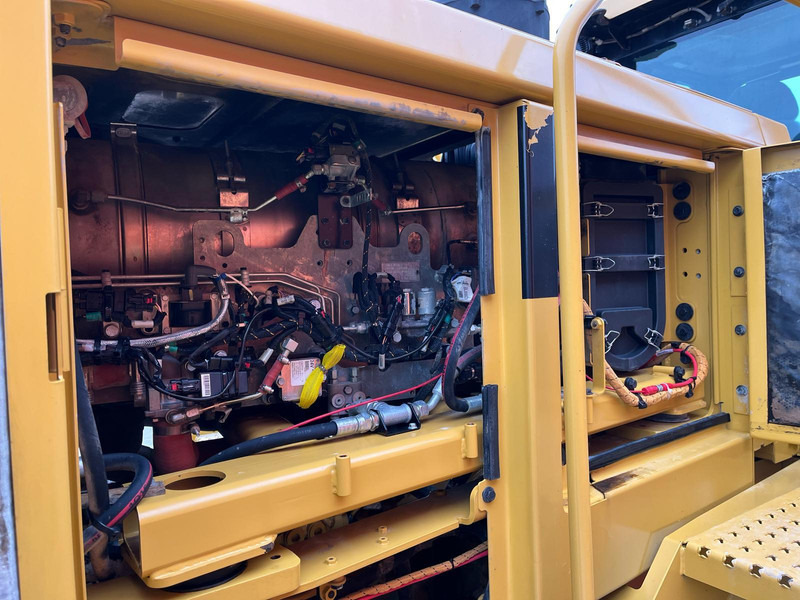 Arrendamiento de Caterpillar 988 K AC / AUXILIARY HEATER / FOGMAKER Caterpillar 988 K AC / AUXILIARY HEATER / FOGMAKER: foto 18