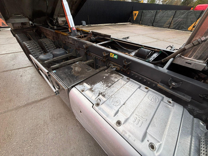 Camión volquete DAF CF 440 6x2 BOX L=5620 mm: foto 15