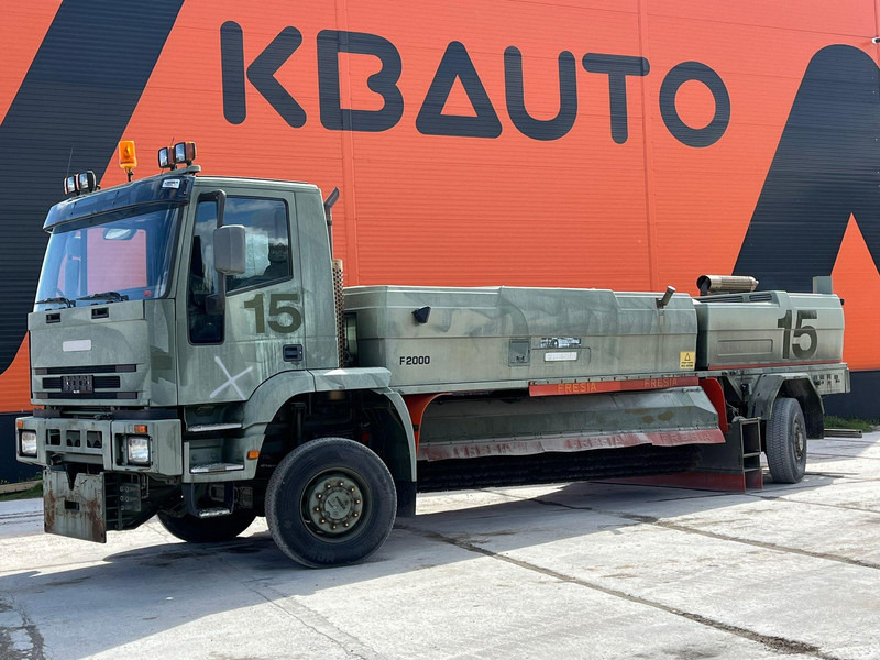 Iveco Fresia F 2000 4x4 SNOW PLOW / BROOM / BLOWER - Barredora vial: foto 1 Iveco Fresia F 2000 4x4 SNOW PLOW / BROOM / BLOWER - Barredora vial: foto 1