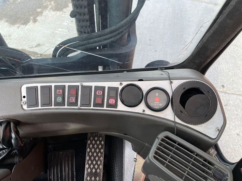 Carretilla elevadora diésel Kalmar DCD 55-6 H Rated capacity: 5500 kg / Lifting height: 3500 mm: foto 18 Carretilla elevadora diésel Kalmar DCD 55-6 H Rated capacity: 5500 kg / Lifting height: 3500 mm: foto 18