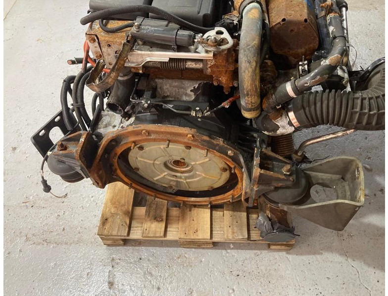 MAN D0836 LOH63 EURO5 EEV ENGINE - Motor para Camión: foto 4 MAN D0836 LOH63 EURO5 EEV ENGINE - Motor para Camión: foto 4