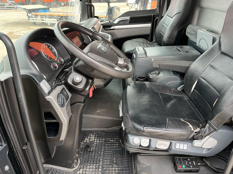 Camión caja abierta, Camión grúa MAN TGL 8.180 4x2 CAB DAMAGE ! / Fassi F28 / PLATFORM L=4366 mm: foto 20 Camión caja abierta, Camión grúa MAN TGL 8.180 4x2 CAB DAMAGE ! / Fassi F28 / PLATFORM L=4366 mm: foto 20