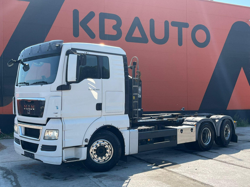 MAN TGX 26.480 6X2 / HIAB L20 TON / L= 5300mm - Camión multibasculante: foto 1 MAN TGX 26.480 6X2 / HIAB L20 TON / L= 5300mm - Camión multibasculante: foto 1