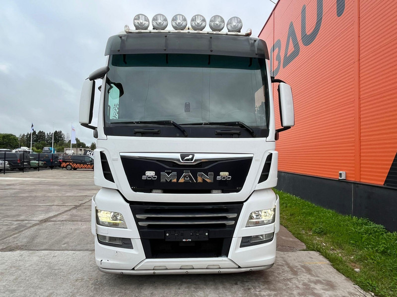 MAN TGX 26.500 6x2*4 HIAB XR 21 ton / CHASSIS L=5300 mm - Camión multibasculante: foto 2 MAN TGX 26.500 6x2*4 HIAB XR 21 ton / CHASSIS L=5300 mm - Camión multibasculante: foto 2