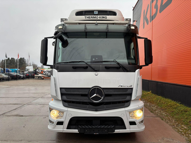 Mercedes-Benz Antos 1832 4x2 THERMOKING T-1200R / BOX L=8508 mm - Camión frigorífico: foto 3 Mercedes-Benz Antos 1832 4x2 THERMOKING T-1200R / BOX L=8508 mm - Camión frigorífico: foto 3