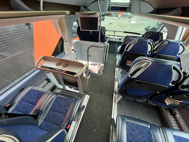 Autobús de dos pisos Neoplan SKYLINER L 6x2*4 77 SEATS / AC / AUXILIARY HEATING / WC: foto 19