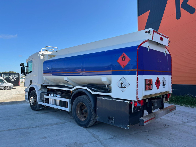 Camión cisterna para transporte de combustible Scania P 320 4x2 TANK 11000 l / 2000 + 3000 + 3000 + 3000 l: foto 7