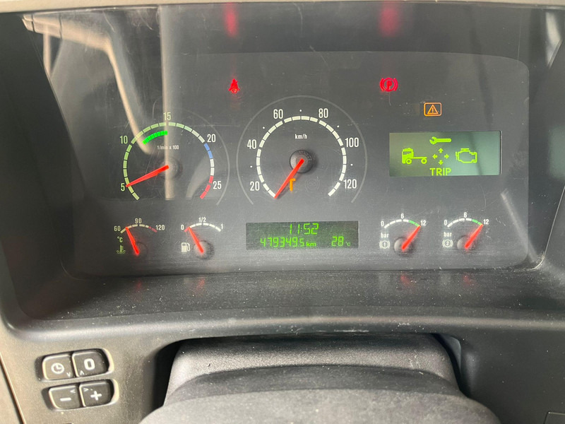 Arrendamiento de Scania P 420 6x2*4 ADR TANK INTERCONSULT 14230 l / VACUUM Pagani MEC 8000 year 2017 Scania P 420 6x2*4 ADR TANK INTERCONSULT 14230 l / VACUUM Pagani MEC 8000 year 2017: foto 18