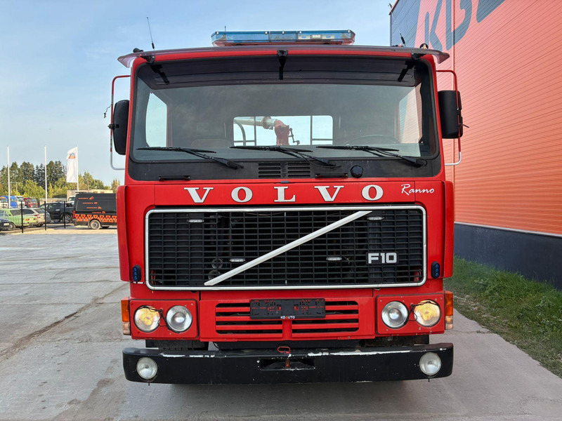 Volvo F 10 6x2 Ruberg / 2700 l/min / tanks 9000 I + 1000 l - Camión de bomberos: foto 3 Volvo F 10 6x2 Ruberg / 2700 l/min / tanks 9000 I + 1000 l - Camión de bomberos: foto 3