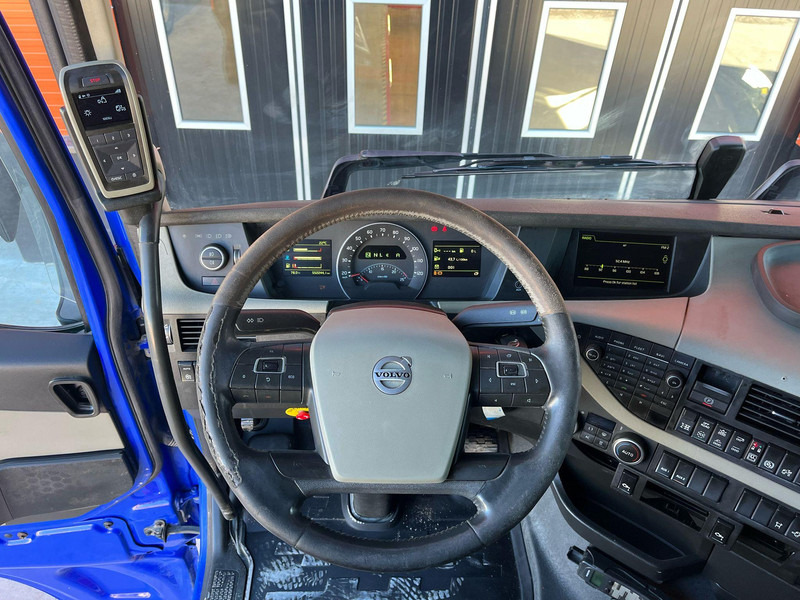 Camión volquete Volvo FH 540 8x4*4 BOX L=6145 mm: foto 15 Camión volquete Volvo FH 540 8x4*4 BOX L=6145 mm: foto 15