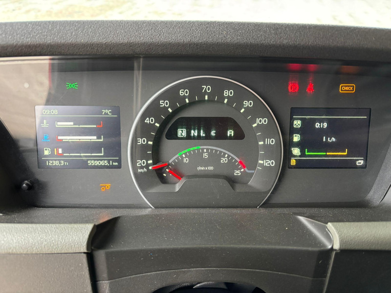 Camión chasis Volvo FH 540 8x4*4 CHASSIS L=6124 mm: foto 16