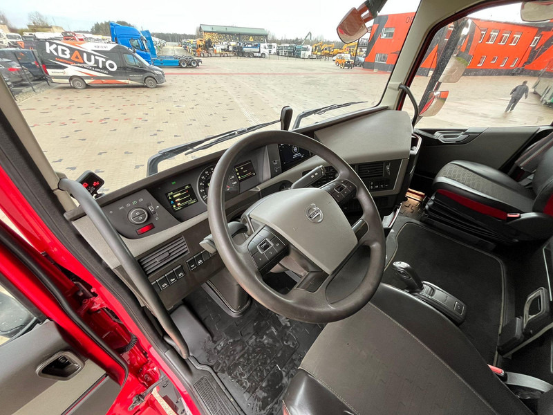 Arrendamiento de Volvo FH 540 8x4 PK 92002 + JIB + WINCH / PLATFORM L=6341-7344 mm extendable Volvo FH 540 8x4 PK 92002 + JIB + WINCH / PLATFORM L=6341-7344 mm extendable: foto 15 Arrendamiento de Volvo FH 540 8x4 PK 92002 + JIB + WINCH / PLATFORM L=6341-7344 mm extendable Volvo FH 540 8x4 PK 92002 + JIB + WINCH / PLATFORM L=6341-7344 mm extendable: foto 15