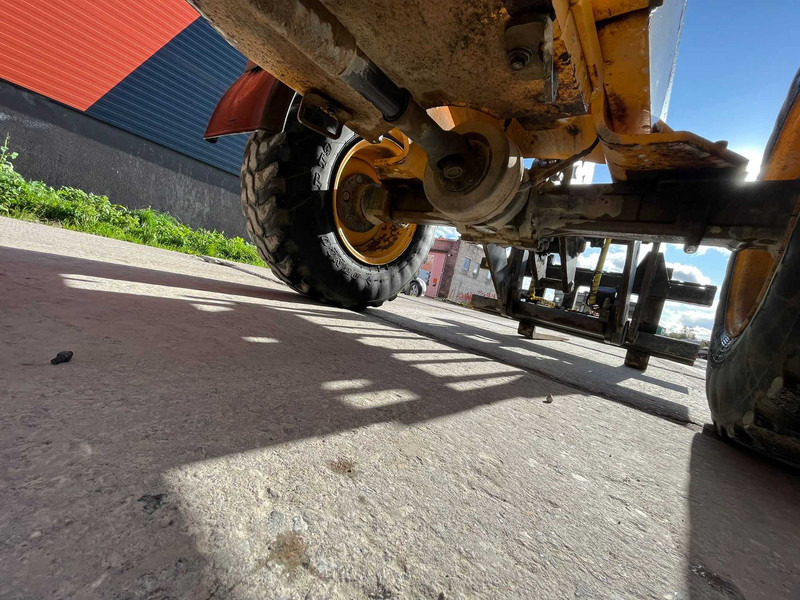 Arrendamiento de Volvo L 25 F BUCKET & FORKS Volvo L 25 F BUCKET & FORKS: foto 16